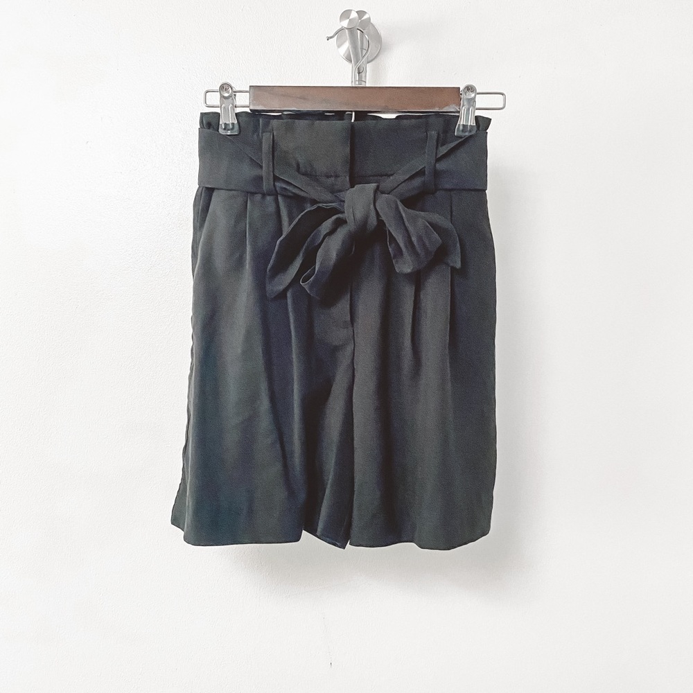 H&M High Waist Fall Winter Preppy‎ Casual Chic Paperbag Trouser Shorts Black 2
